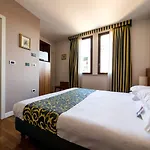 Casa D'este - فندق 4*