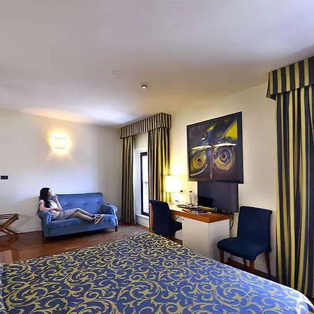 Hotel Ferrara 4* Ferrara