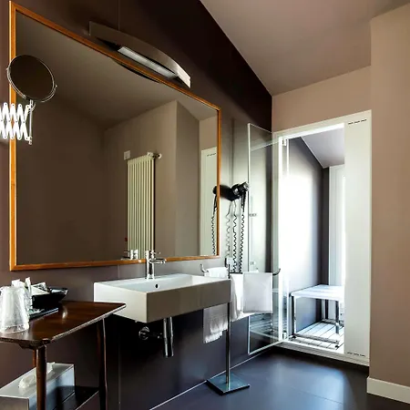 Hotel Ferrara 4*