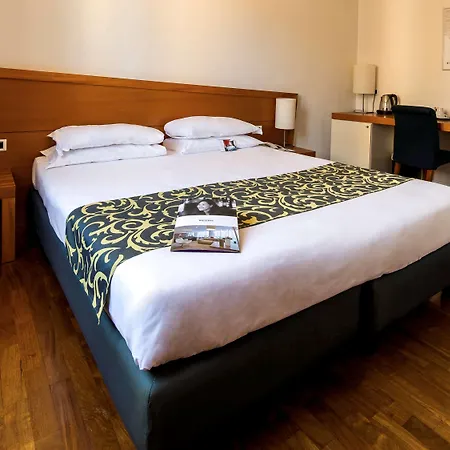 Hotel Ferrara Hotel 4*