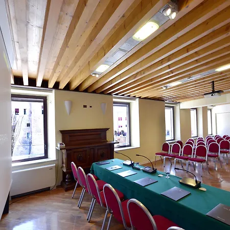 Hotel Ferrara Hotel 4*