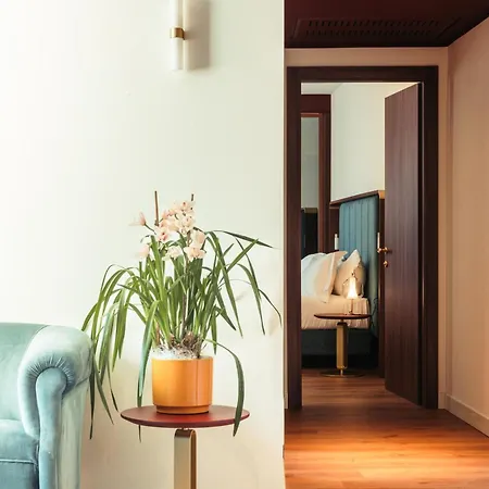 Hotel Ferrara Otel