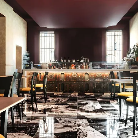 Hotel Ferrara Otel 4*