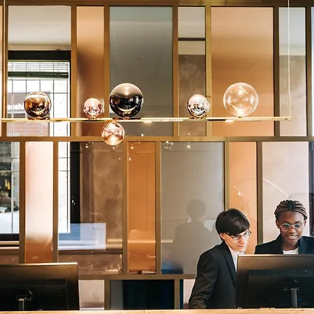 Hotel Ferrara Otel