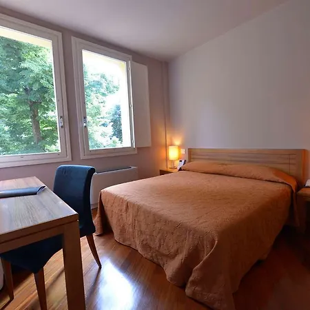 Hotel Hotel Ferrara 4*